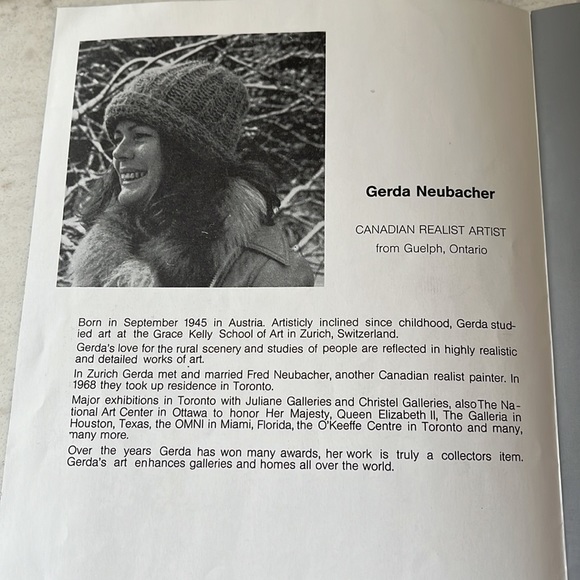 Kaiser Porcelain | Vintage Collectors Plate | Trillium | Canadian Artist - Picture 5 of 5